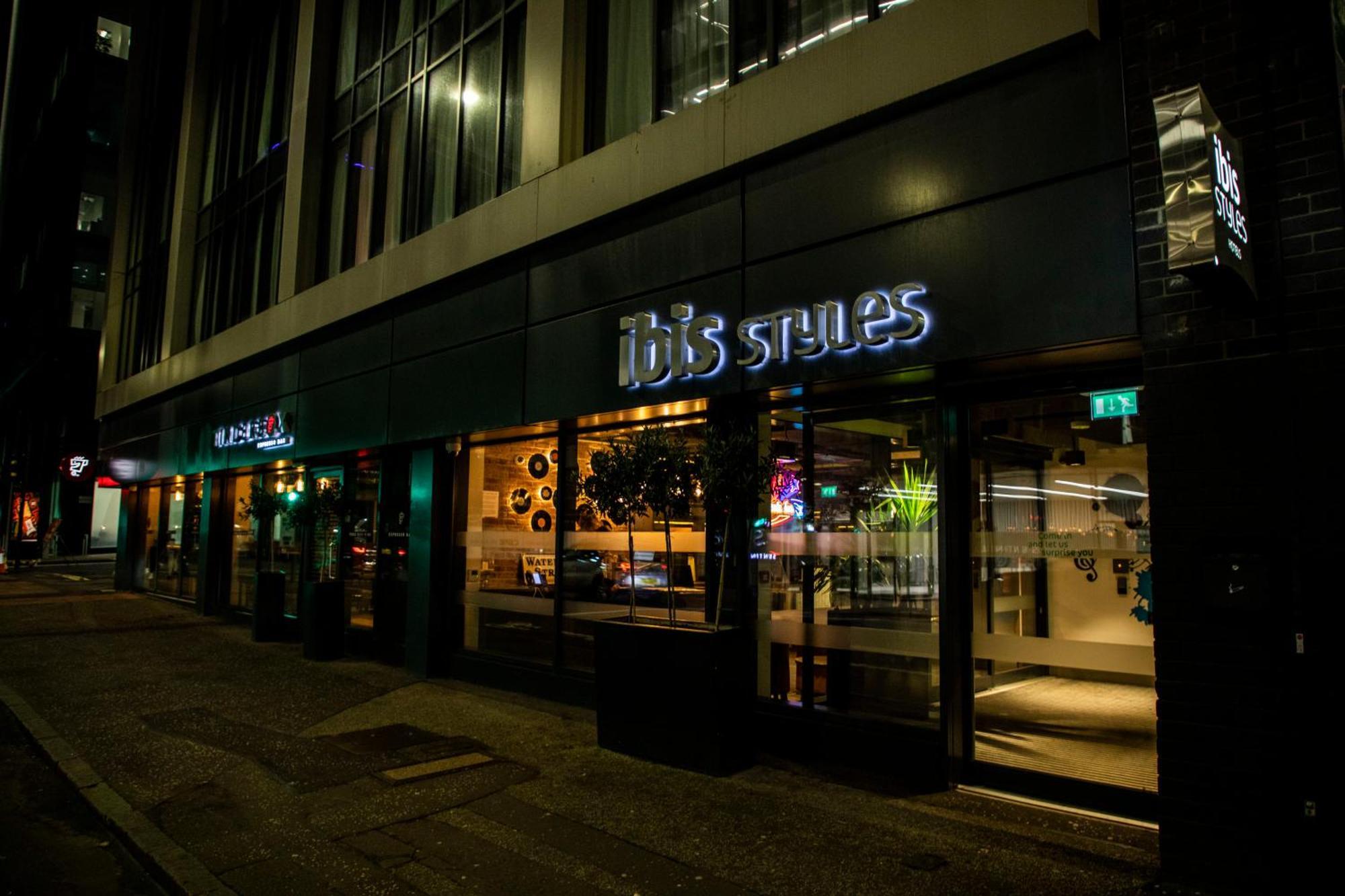 Ibis Styles Glasgow Central エクステリア 写真